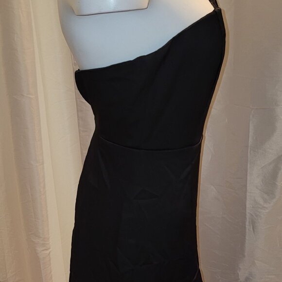 NWT Lulus Women's Size Small Black Tiered Ruffle Gown - Picture 6 of 6